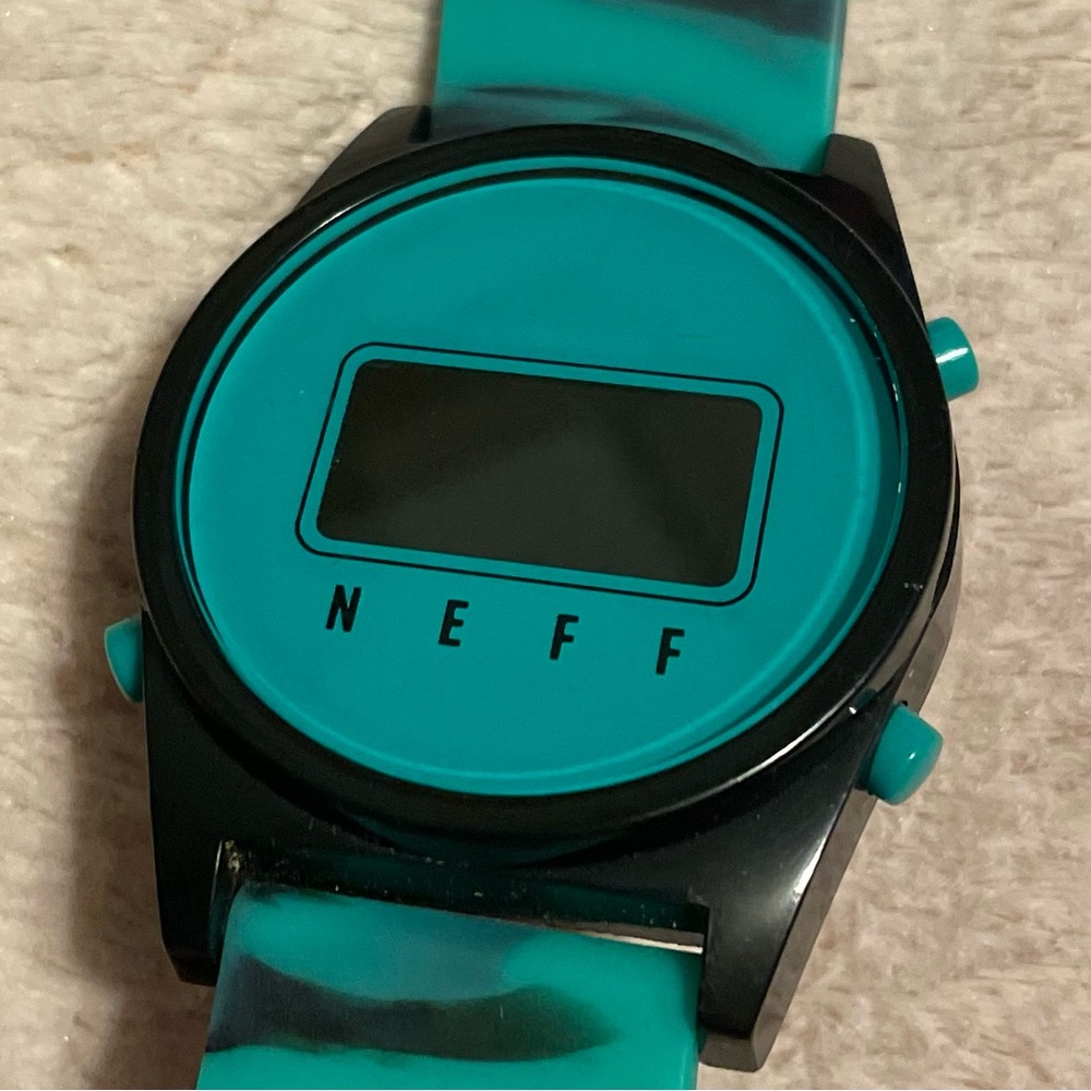 Neff Daily Digital Watch - Picture 2 of 13